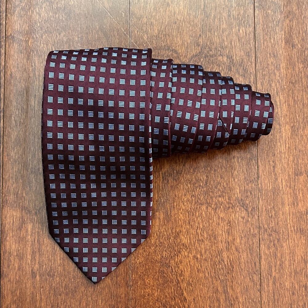 Giulia Visconti 100% Silk Woven Tie in Burgundy and Blue, Made in Italy